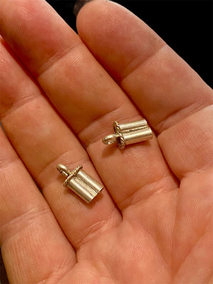 Silver double cap ends for necklace finishing. These take two cords. Sterling silver. Measurements: length 1.3 cm. Inside diameter 2 mm