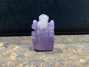 Hand carved from luminous gemstone, these are the perfect small Ganesh statue for travelling, if you're short on space or like to keep Ganesh with you at all times. Select the one you like best from the drop down menu. Range in size from 2.5 - 3 cm
