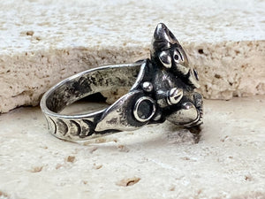 Heavy silver Ganesh ring from Rajasthan, India. Sterling silver or higher, weighing over 13 grams. This is one of the nicest depictions of Lord Ganesha we have ever seen. Really stunning and weighty silver ring. Measurements: Ring face: 2.2 x 1.5 cm Size: 19 mm| Size 9