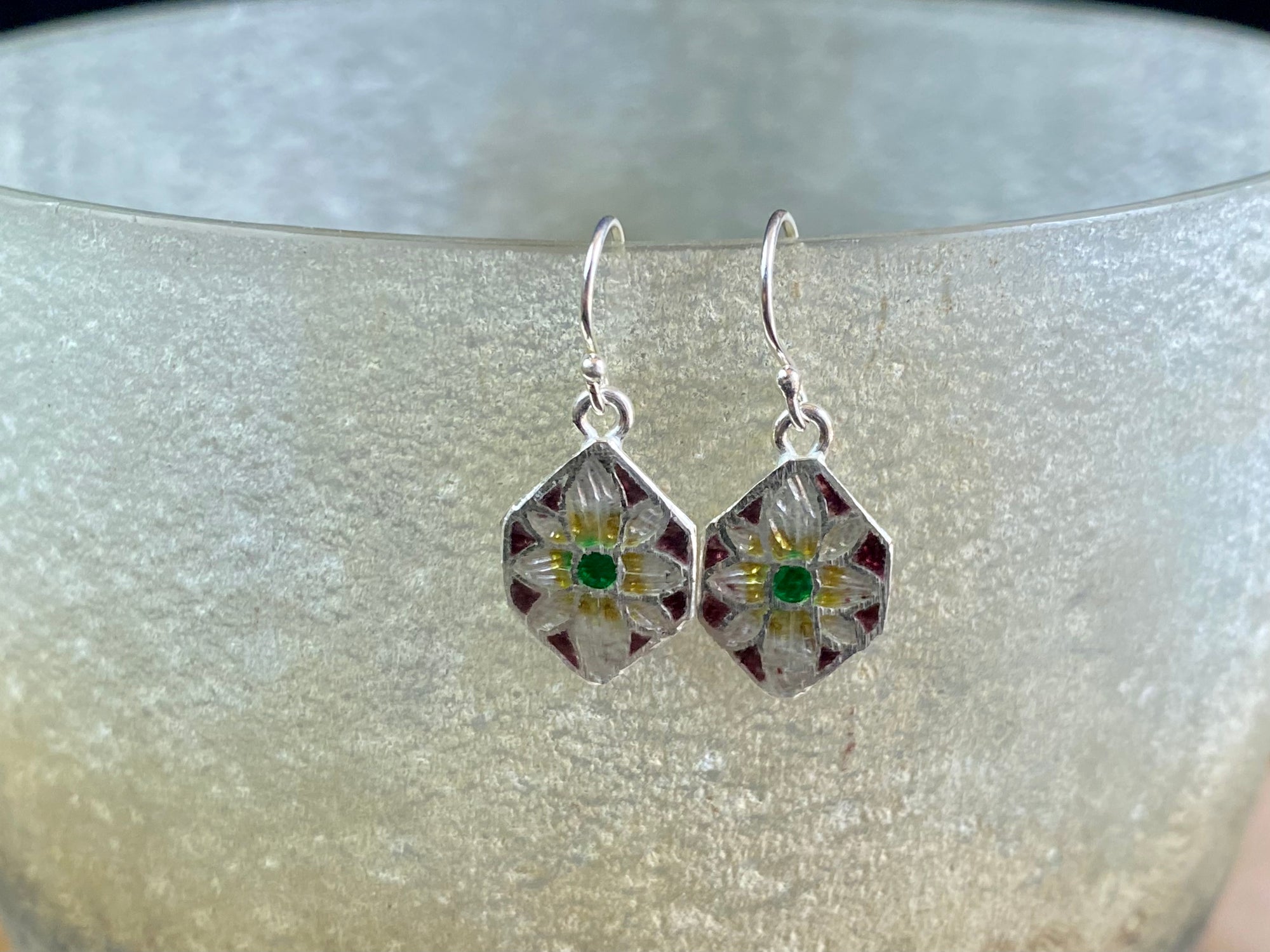 Enamel and sterling silver earrings from Jaipur, India. Lightweight and easy to wear, with sterling silver hooks. Plain silver backs. Length 2.7 cm 