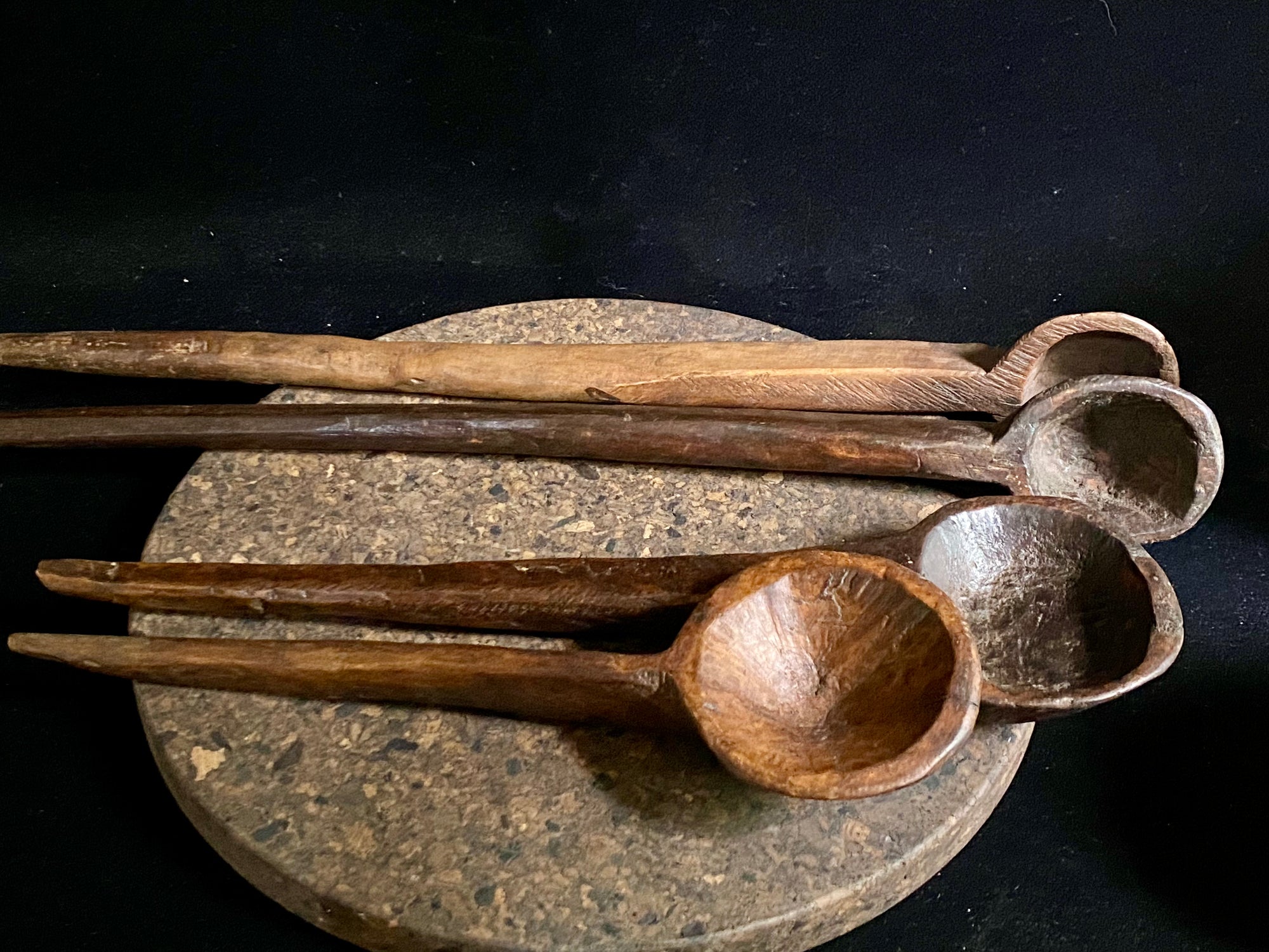 Vintage wood serving spoons or ladle, often used to serve dhal and biriyani dishes. Hand carved hardwood, mostly teak. From northern India. Our spoons have a lovely worn patina commensurate with their age. Each piece is hand carved, unique and artisan made. Measurements: length 35-40 cm, width of spoons 7-9 cm.