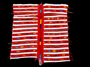 Vintage Mayan Tzute or ceremonial cloth. Chichicastenango, Guateman highlands. Circa 1970. Measurements: width 62 x length 67 cm.