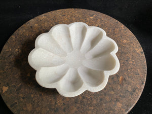 Hand carved, scallop edged bowls, carved from the finest local white marble. Simple, elegant, practical, natural stone. Measurements 15.5 cm diameter, height 3 cm