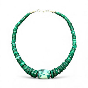 Unique choker of graduated heshi beads that showcase a stunning turquoise and malachite centrepiece. Sterling silver bead detailing and clasp. Length 40 cm