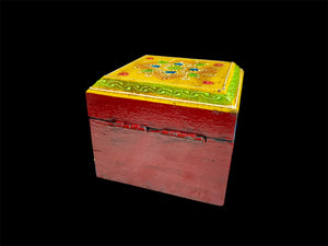 This intricately painted box features a spacious compartment perfect for holding trinkets, jewellery or keys. A lovely, hand painted piece of craftsmanship from Rajasthan, India and our absolute best selling small box.
Measurements: width 9.5, depth 9.5cm, height 8 cm