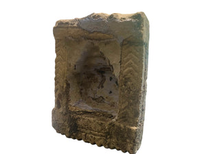 Antique Indian hand carved stone temple wall niche. Sandstone and layered lilac paint. Rajasthan, India. 19th C. H 21 cm, D 8.5 cm, W 18 cm