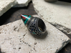 A heavy and substantial vintage ring from Turkmenistan. Sterling silver, turquoise and coral inlay, mid 20th century, size 9.25
