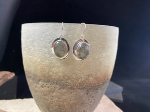 labradorite oval silver earrings
