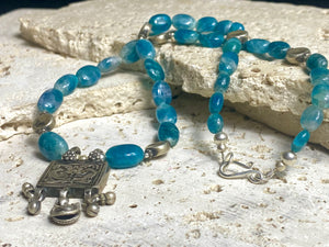 Apatite necklace featuring graduated natural blue apatite beads highlighted with old Indian silver beads and box pendant. Length 50 cm (19.75")