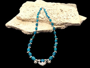 Deep blue apatite beads meet vintage Indian silver. Boulder-cut stones graduated and highlighted with silver accents, sterling silver hook clasp. Length 52 cm