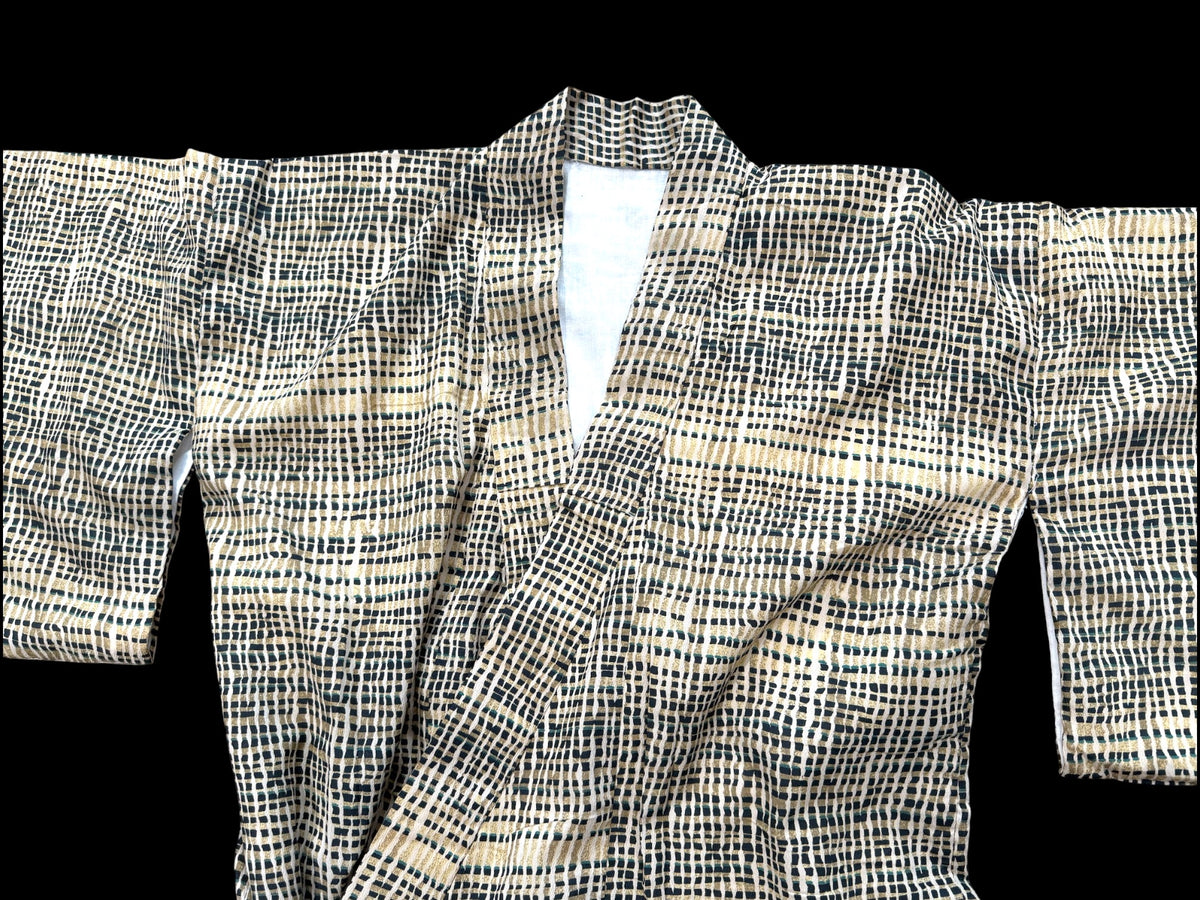 Vintage 1960's Japanese kimono, silk with cotton lining, geometric blue pattern ona cream background. Near mint condition.