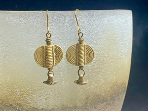 Bronze lost wax cast tribal earring. Height 4.7 cm