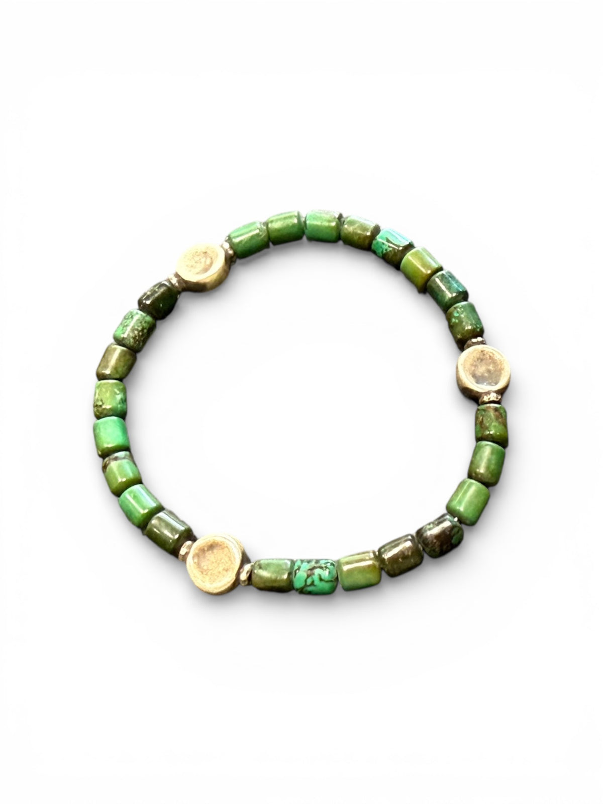 Chrysocolla and vintage Indian silver. Strung on stretchy elastic for a seamless look. This is a unisex bracelet, length 19 cm, size 18 cm.