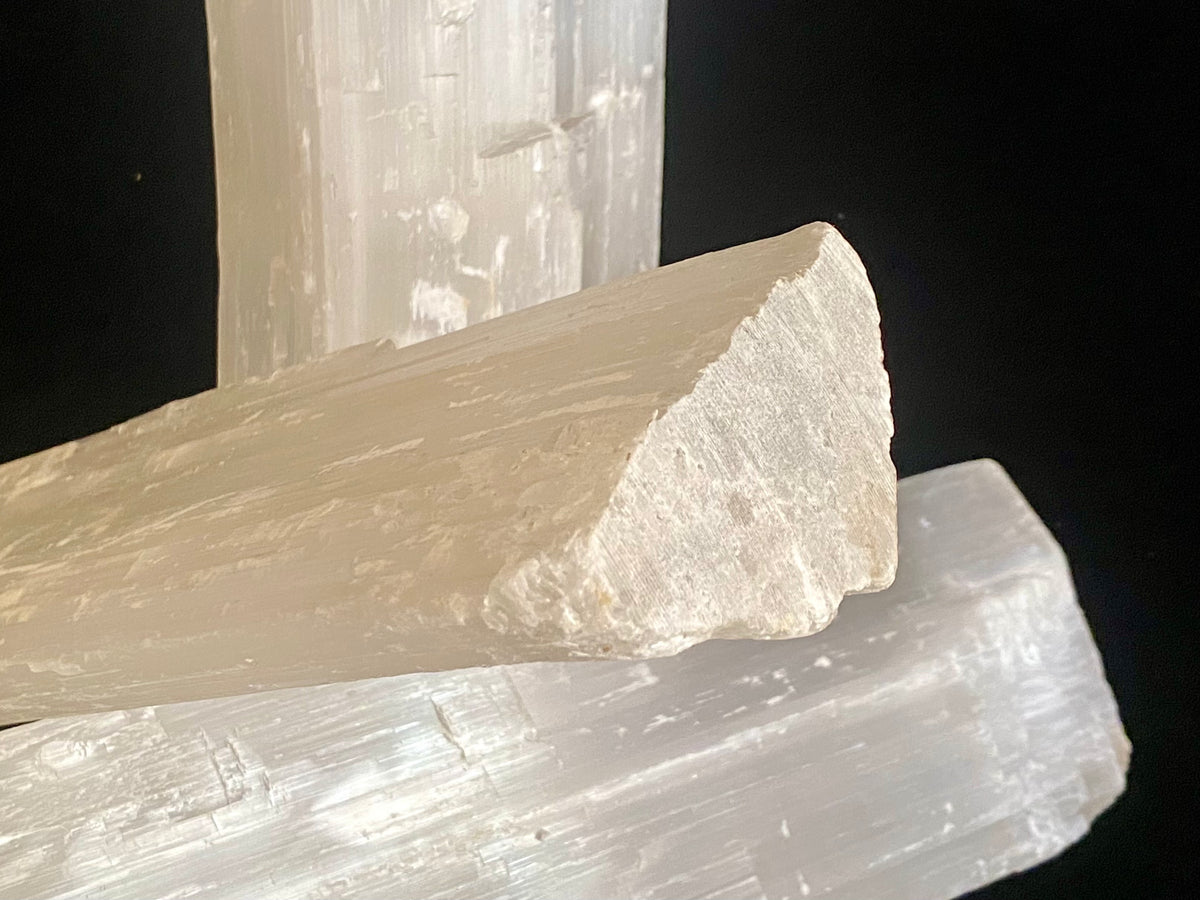 Very large single selenite crystals