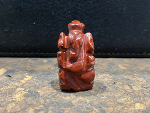Hand carved from luminous gemstone, these are the perfect small Ganesh statue for travelling, if you're short on space or like to keep Ganesh with you at all times. Select the one you like best from the drop down menu. Range in size from 2.5 - 3 cm