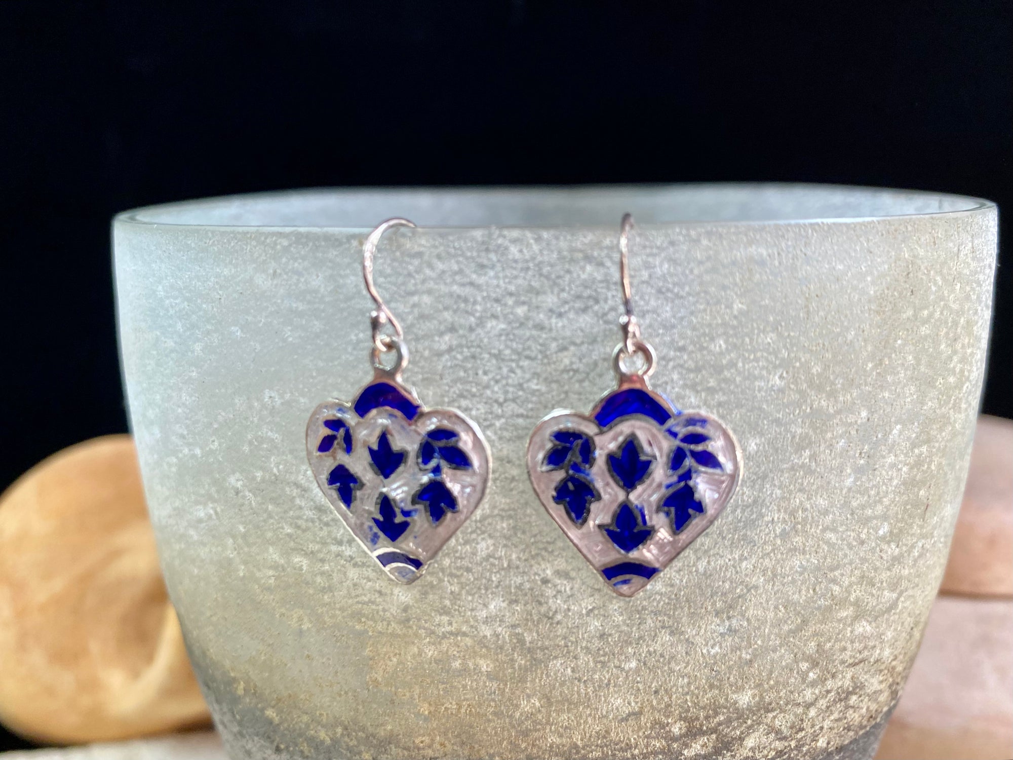 Beautiful hand crafted enamel and sterling silver dangle leaf shape earrings. Height including hook 3.5 cm