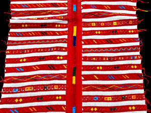 Vintage Mayan Tzute or ceremonial cloth. Chichicastenango, Guateman highlands. Circa 1970. Measurements: width 62 x length 67 cm.