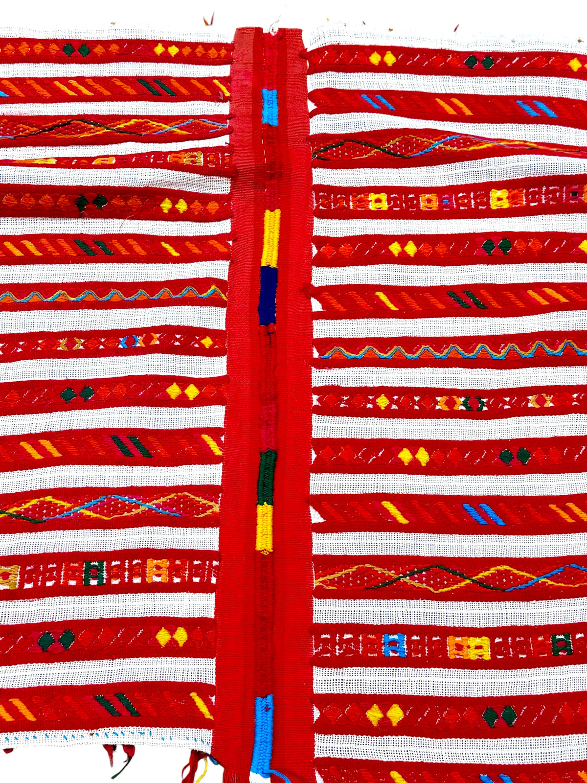 Vintage Mayan Tzute or ceremonial cloth. Chichicastenango, Guateman highlands. Circa 1970. Measurements: width 62 x length 67 cm.