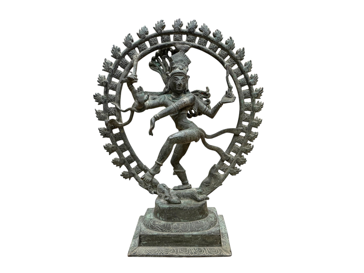 Vintage bronze midsize statue of Lord Shiva Nataraj. Gujarat, early to mid 20th century. Measurements: height 34 cm, width 26.5, depth 11.5 cm, weight 3.85 kg