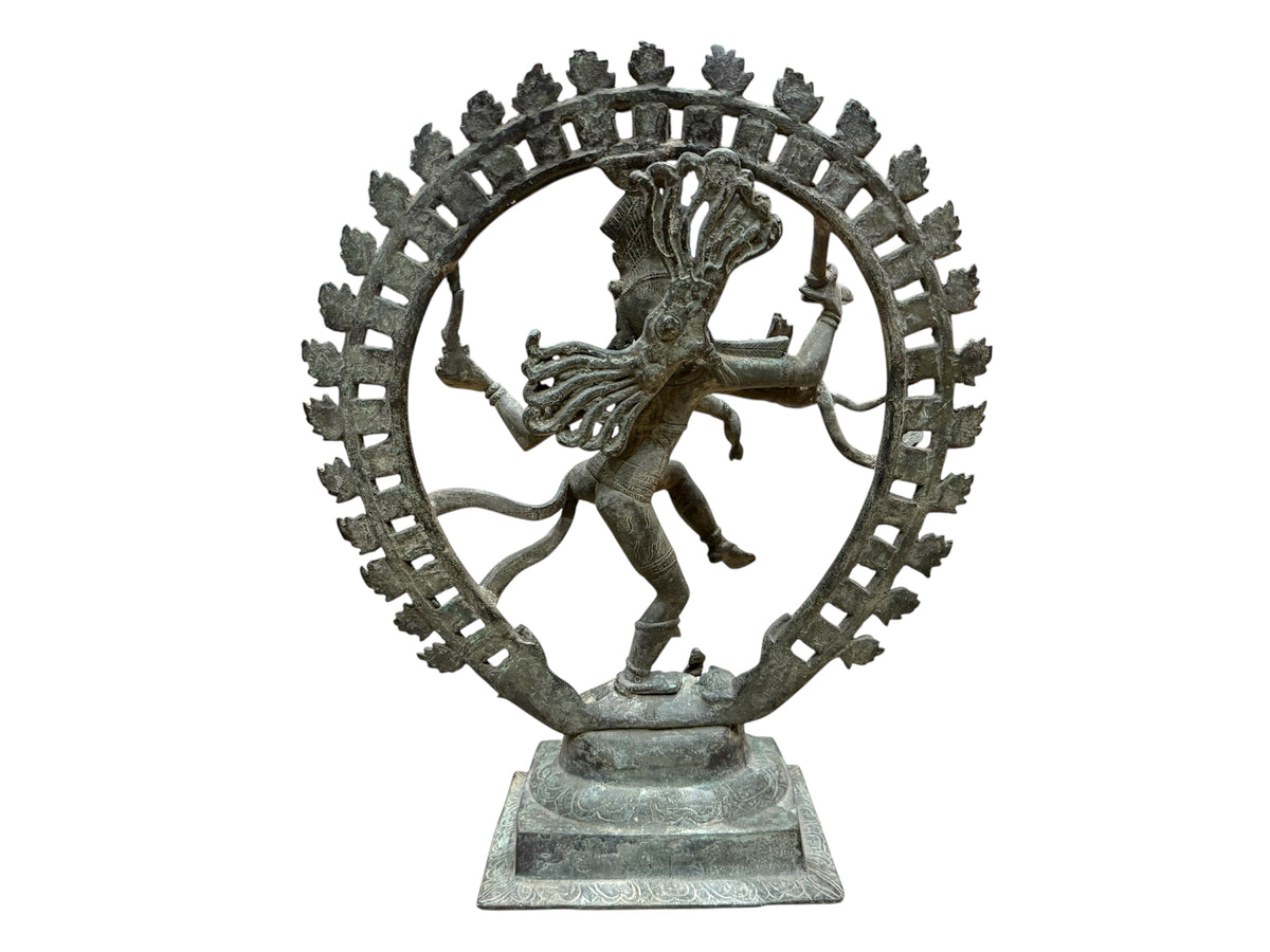Vintage bronze midsize statue of Lord Shiva Nataraj. Gujarat, early to mid 20th century. Measurements: height 34 cm, width 26.5, depth 11.5 cm, weight 3.85 kg