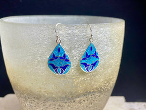 Sterling silver and enamel teardrop earrings. Height with hook 3.5 cm