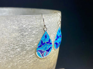 Sterling silver and enamel teardrop earrings. Height with hook 3.5 cm