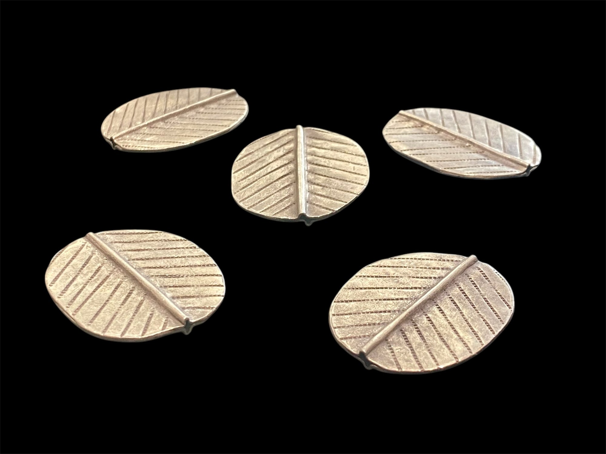 Big handmade leaf beads or pendants. Karen hill tribe silver, 95% pure. Length 4 cm