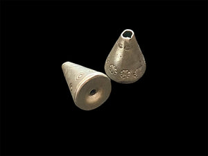 Cone shaped beads. Karen hill tribe silver, 95% pure. Diameter at widest point 1.3 cm