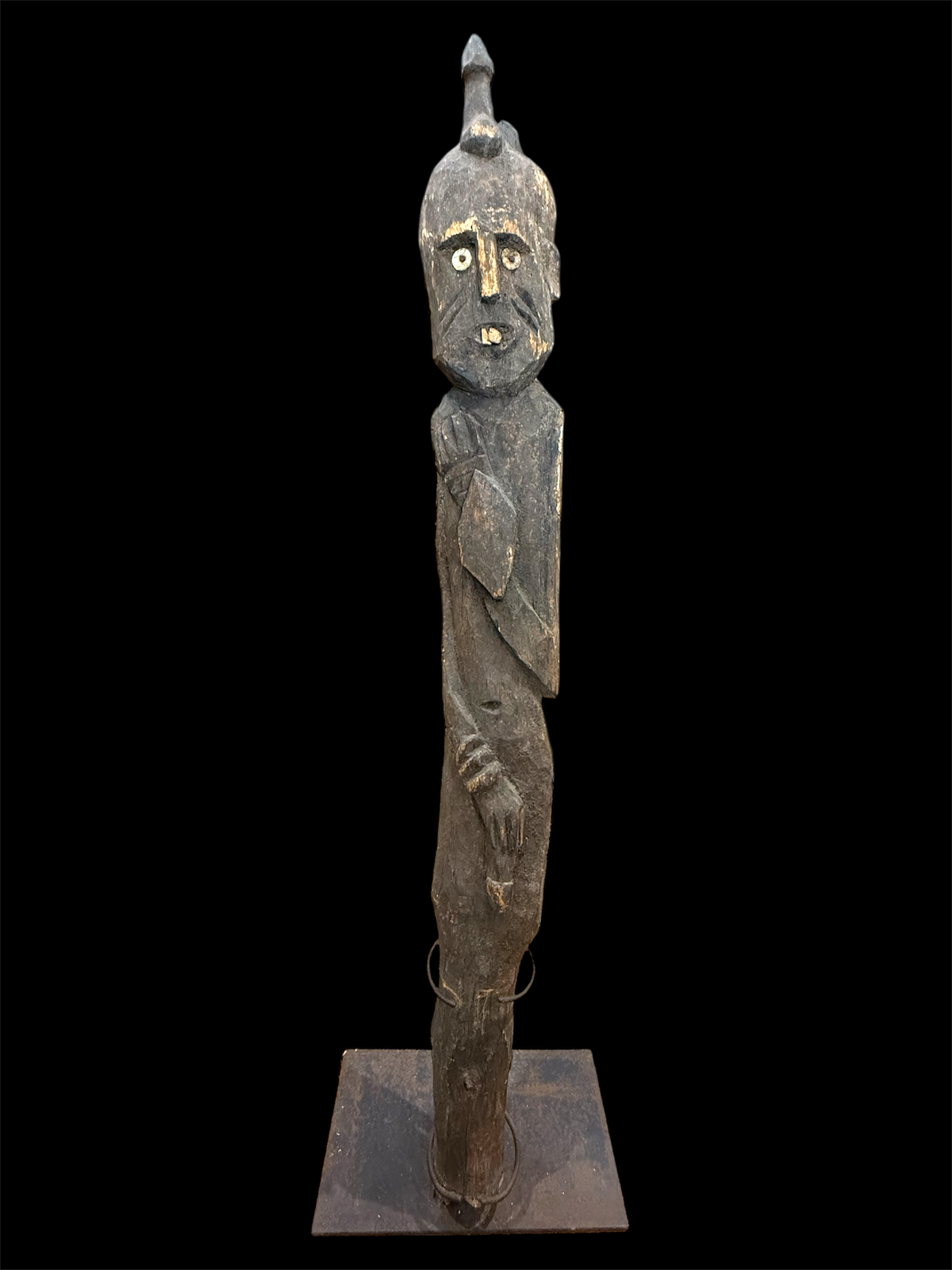 Old and rare large Konso Waaga figure and grave marker. Early 20th century or earlier. From Ethiopia. Height 128 cm, width 13 cm, depth 13 cm