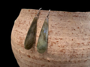 Elegant long drop labradorite earrings, crafted from top drilled labradorite stones. Sterling silver hooks complete the look. Length 4.6 cm
