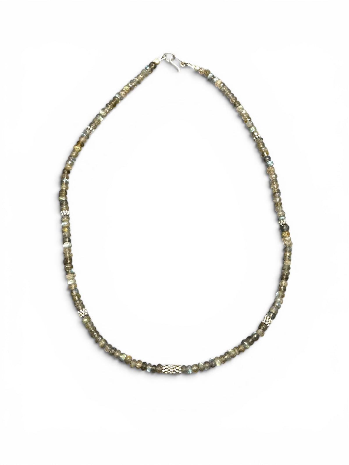 A lovely short necklace of faceted labradorite rondels highlighted with sterling silver and finished with a sterling silver hook clasp, length 46.5 cm
