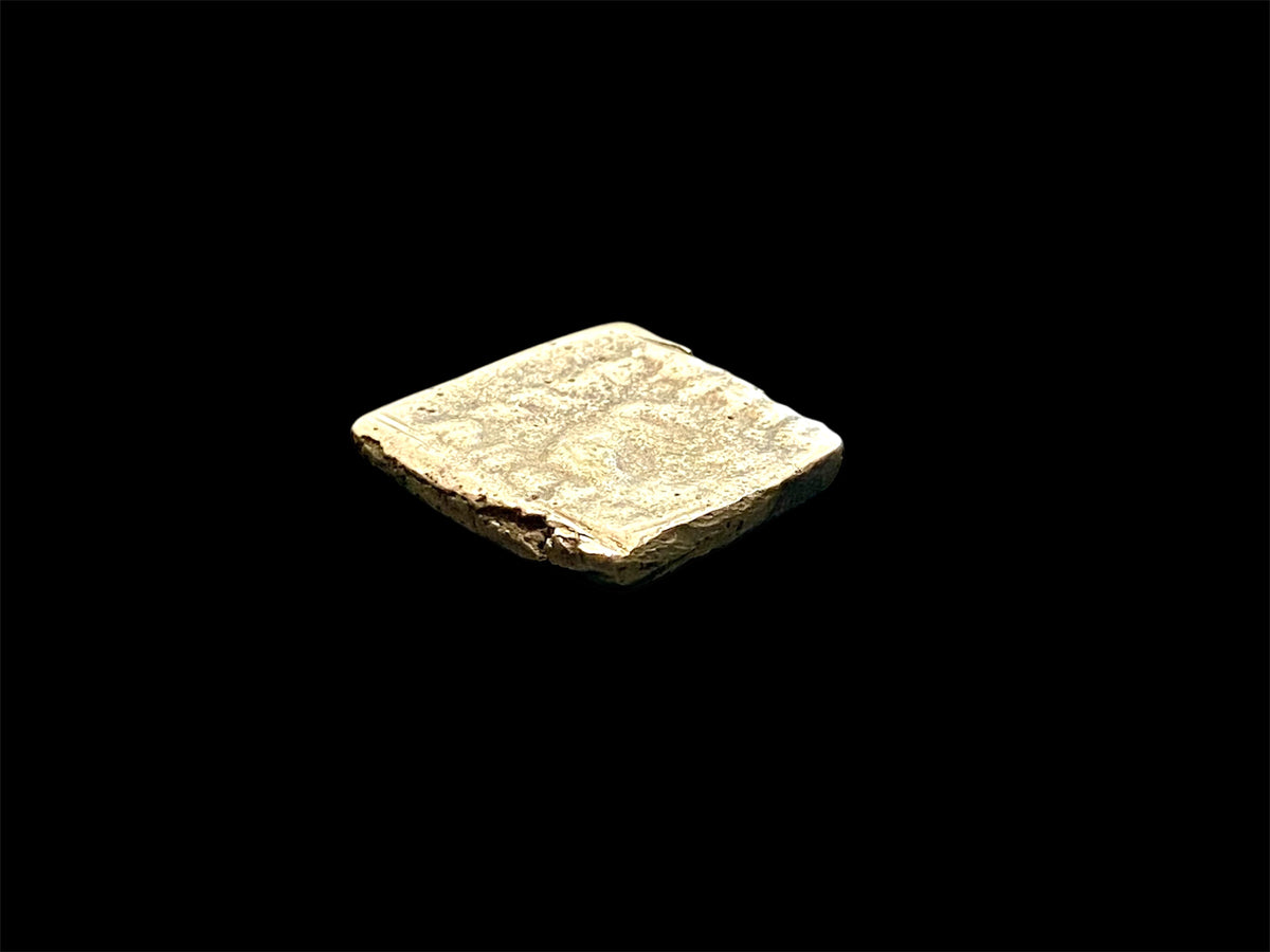 Indian square quadruple coin of Lysias Anikeitos, 130-125 BCE, AE (bronze), Herakles, holding club, Greek legend, Elephant, Kharoshthi legend. 19x17 mm, 7.49g
