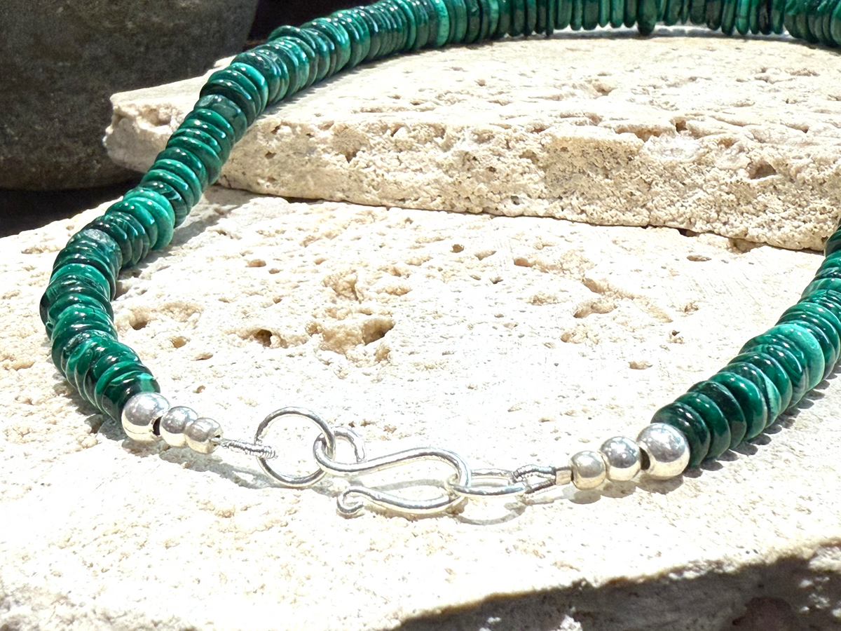 Malachite heshi bead graduated necklace with sterling silver hook clasp, 47 cm (18.5") length
