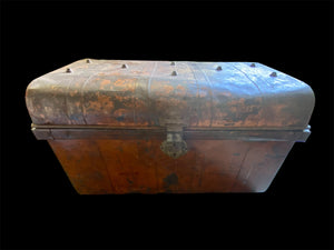 Antique metal trunk, used by surveyors during the Raj and used to protect the surveyors' instruments. This particular example is taller than most of these sorts of suitcases, and would make a lovely coffee table. Inside is the original owner's label. Height 41 cm, length 66 cm, depth 43 cm