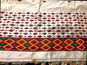Vintage rare and exceptional hand loomed vintage muga silk shawl, or mekhela. Sualkuchi Village, Assam, northeast India, in 2002. Width 98 cm x length 188 cm
