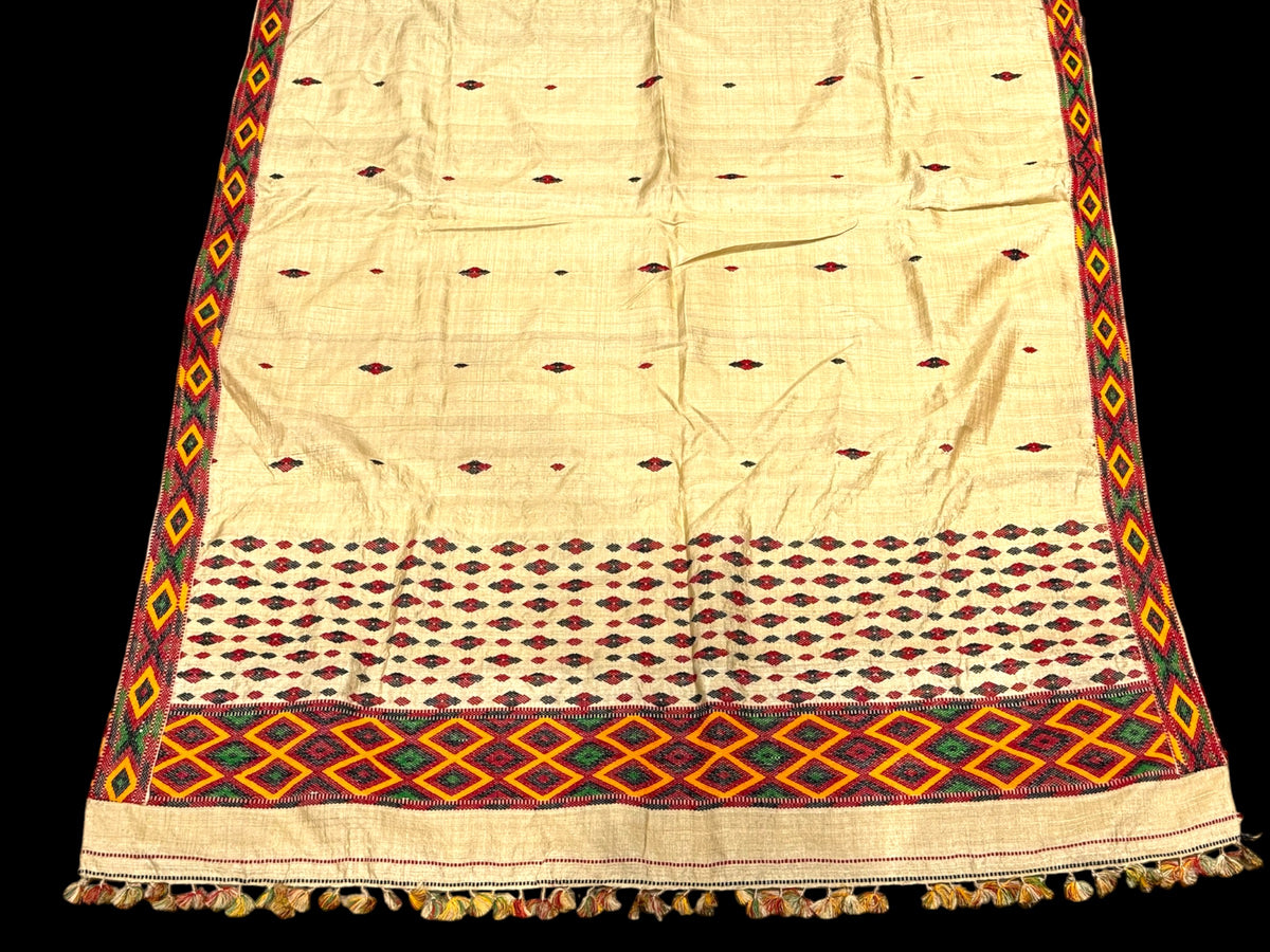 Vintage rare and exceptional hand loomed vintage muga silk shawl, or mekhela. Sualkuchi Village, Assam, northeast India, in 2002. Width 98 cm x length 188 cm
