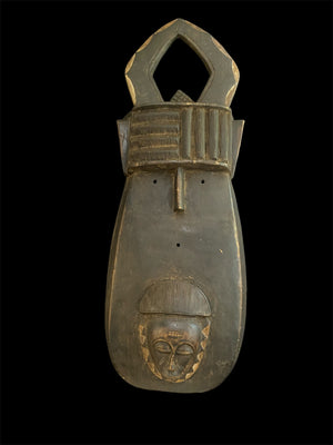 Landai mask. Toma people, Guinea, west Africa. Mid to late 20th Century. Used by the men's Poro society to initiate boys into manhood. Condition: very good. This mask dates to the mid to late 20th century. Measurements: height 83 cm, width 30 cm, depth 12 cm.