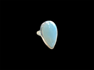 Natural aquamarine stone with lovely blue colour. Sterling silver

Measurements:

Ring face 2.6 x 1.5 cm
Sizing: US 6.75 | 17.25 mm