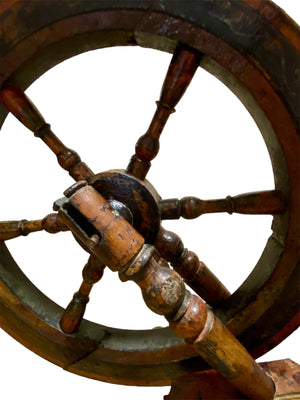 European handcrafted Saxony spinning wheel with excellent aged patina. 19th century. Handmade from turned wood.