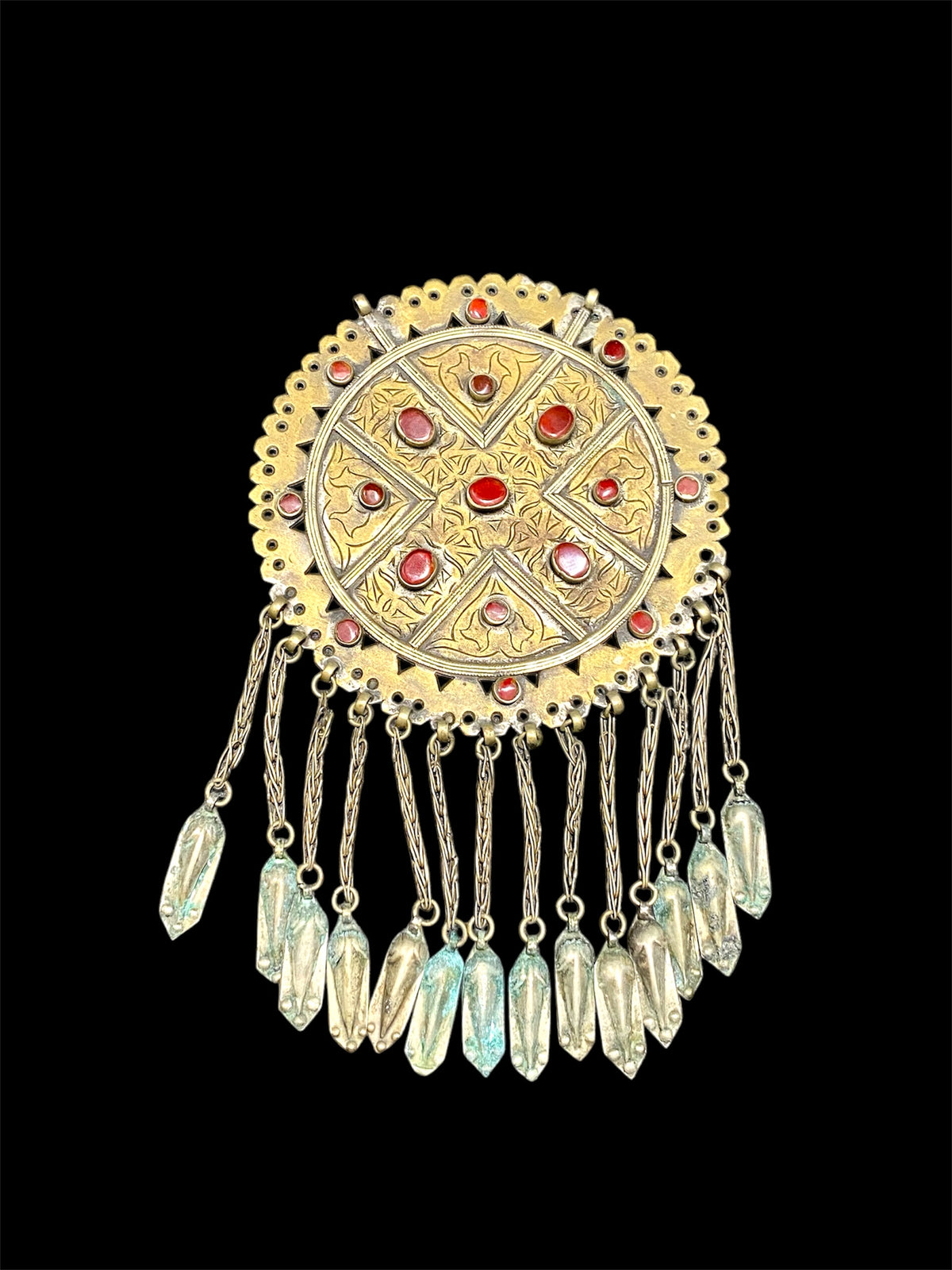 Large round shaped ornament (gonzuk). Tekke Turkoman, early 20th century. Height 23.5 cm