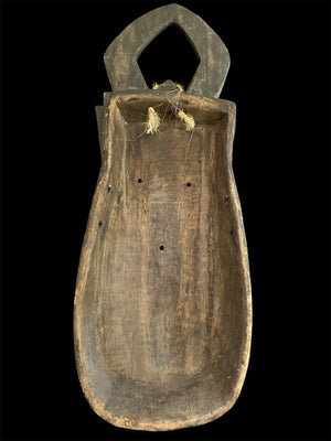 Landai mask. Toma people, Guinea, west Africa. Mid to late 20th Century. Used by the men's Poro society to initiate boys into manhood. Condition: very good. This mask dates to the mid to late 20th century. Measurements: height 83 cm, width 30 cm, depth 12 cm.