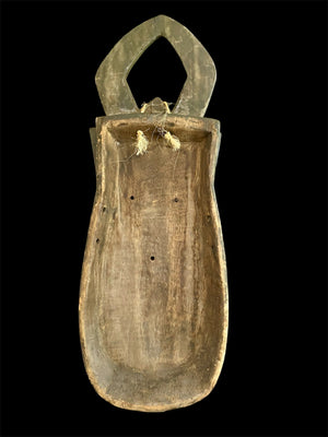 Landai mask. Toma people, Guinea, west Africa. Mid to late 20th Century. Used by the men's Poro society to initiate boys into manhood. Condition: very good. This mask dates to the mid to late 20th century. Measurements: height 83 cm, width 30 cm, depth 12 cm.