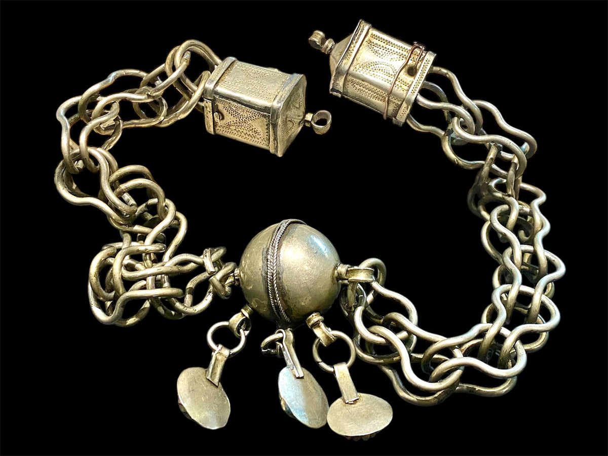 Vintage (1920 - 1940) Moroccan Berber cloak chain. Coin Silver. Set with glass "gems", engraved box finials, ball centrepiece. Length 57 cm