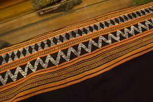 Vietnamese tribal cloth or tribal clothing for women, a rare beaded vintage tube skirt from the Co Tu people of central Vietnam also called Kotu people. Hand loomed on a foot braced back strap loom. Measurements: 62 cm length x 140 cm total width doubled and sewn into a tube 70 cm wide.