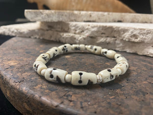 Hand carved skull bead bracelet