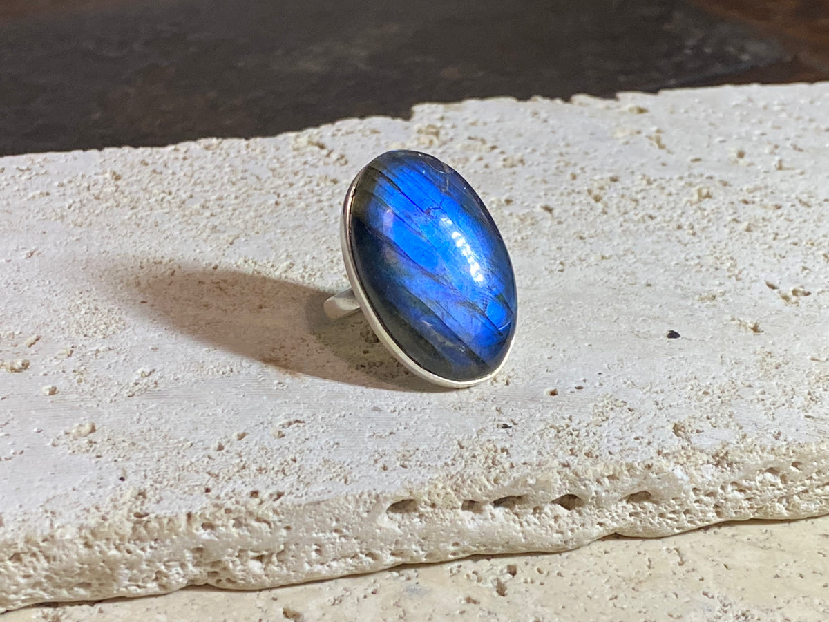 Oval Labradorite Ring