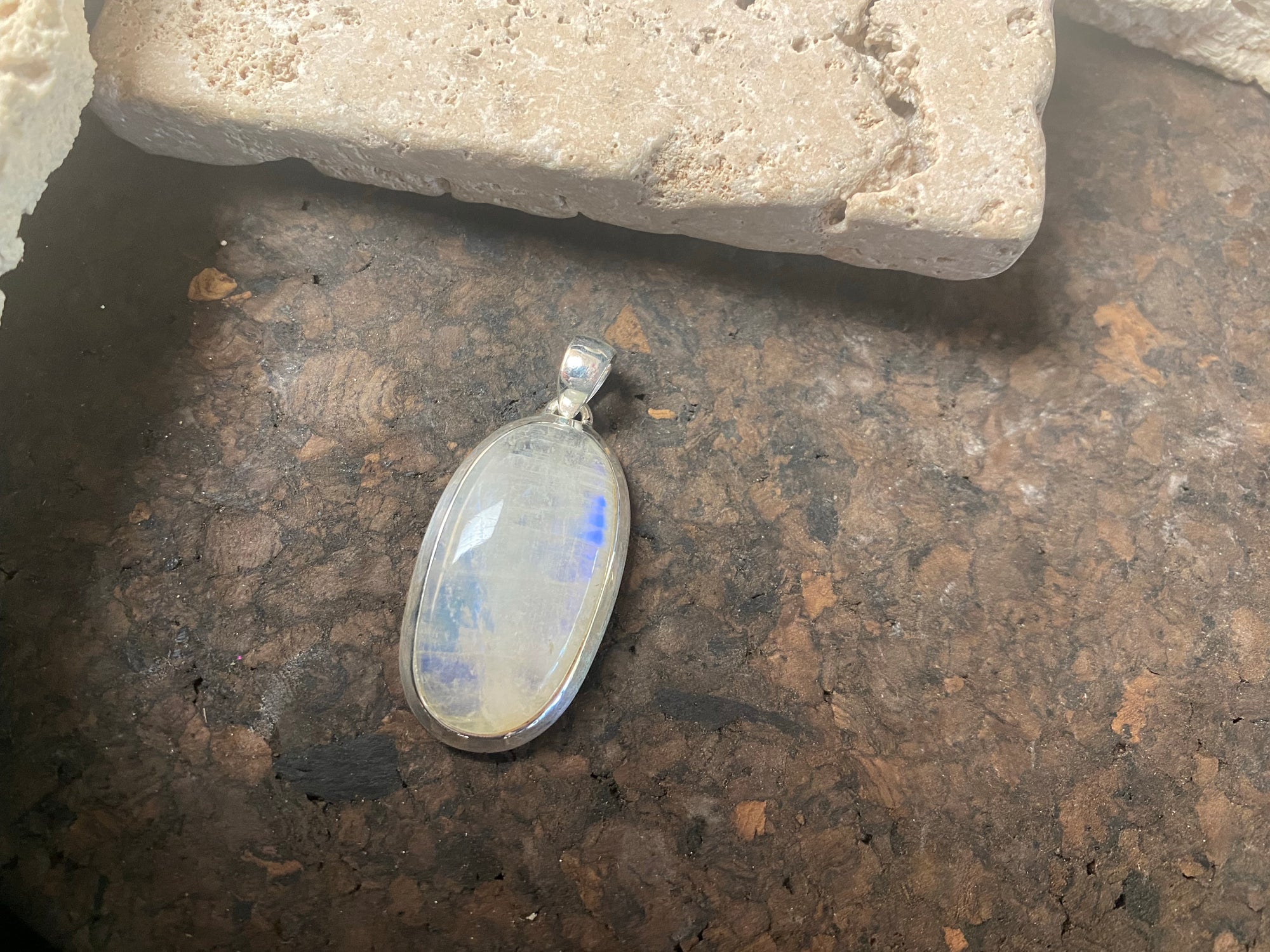 Stunning large rainbow moonstone pendant in sterling silver, 4.2 cm length