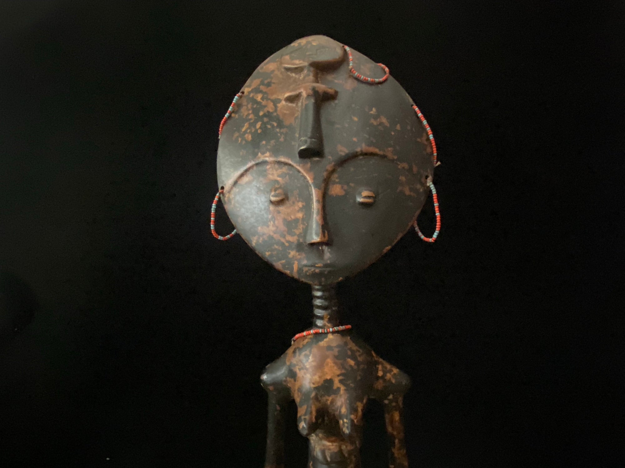 Akuaba fertility figure, Asante people, Ghana, mid 20th century, 50 cm height