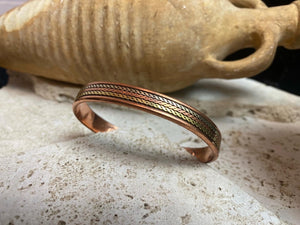 Men's cuff bracelets. in solid copper. Simple, elegant and expensive looking. These high quality, handmade bracelet cuffs come in several beautiful designs