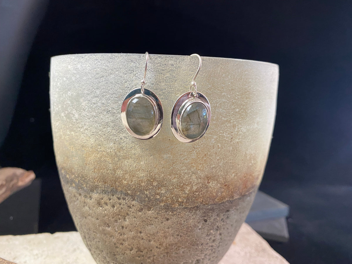 labradorite oval silver earrings
